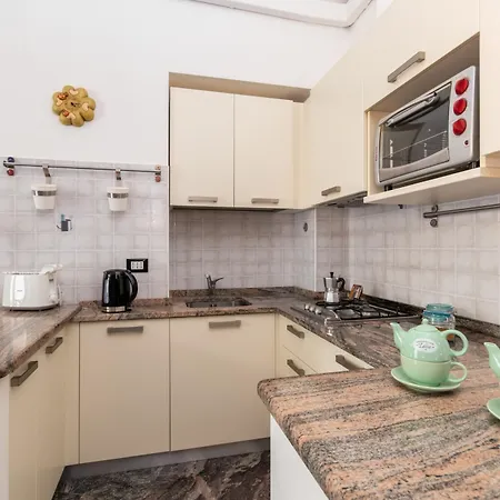 And Cozy In Crocetta By Wonderful Italy Appartement Turijn