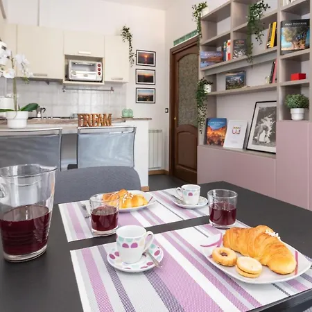 And Cozy In Crocetta Apartmán
