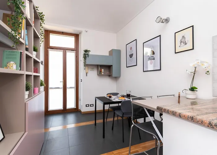 And Cozy In Crocetta By Wonderful Italy 아파트 *